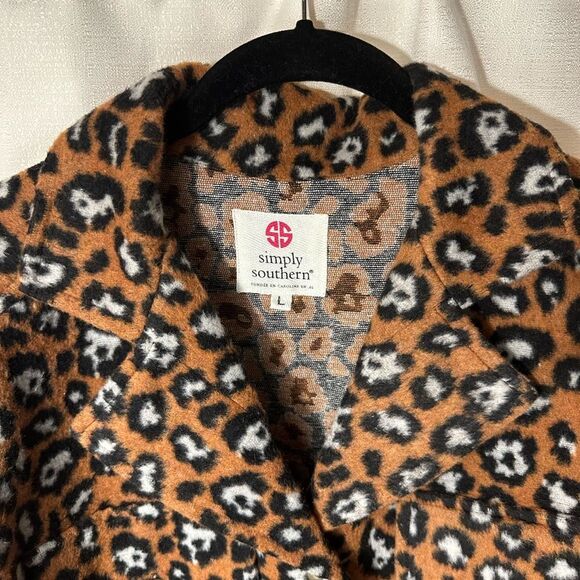 Simply Southern Leopard Print Fleece Shacket Relaxed Fit, Women's Size L - Picture 1 of 15